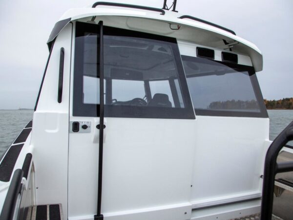 Silver Seahawk Cabin