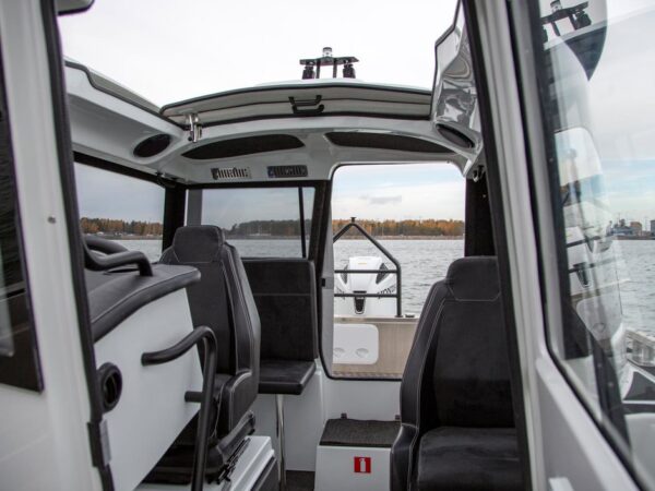 Silver Seahawk Cabin