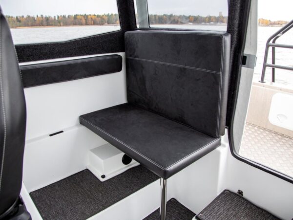 Silver Seahawk Cabin
